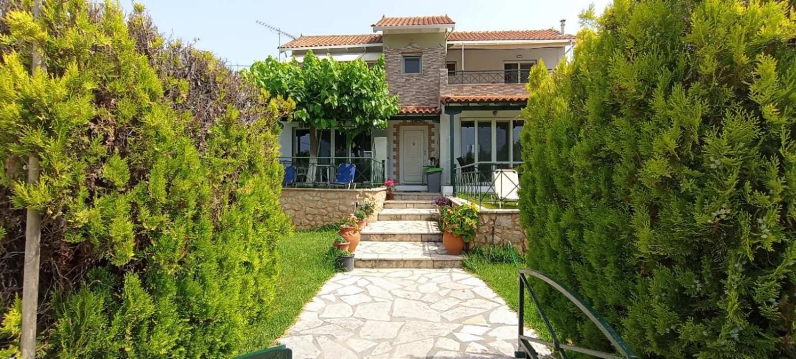 Queen Bay Studios Vasiliki  Exterior photo